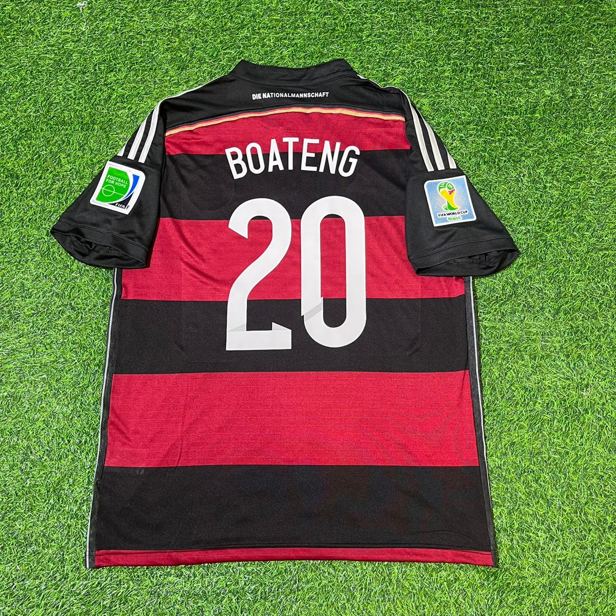 Jerome Boateng Alemania Deutschland Copa Mundial 2014 Brasil Camiseta Retro Negra y Roja Trikot de Fútbol