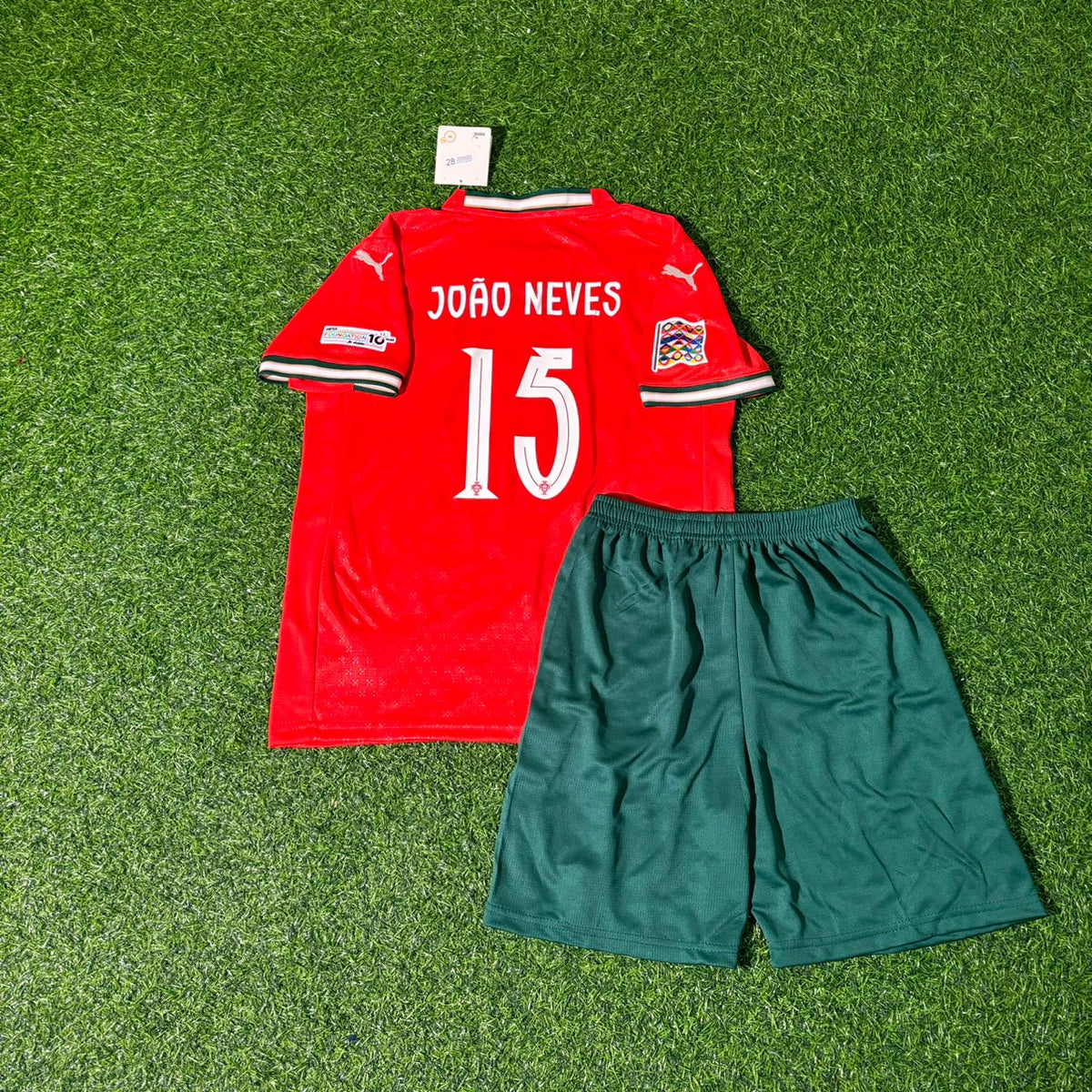 Maillot de football rouge enfant João Neves Portugal Champion
