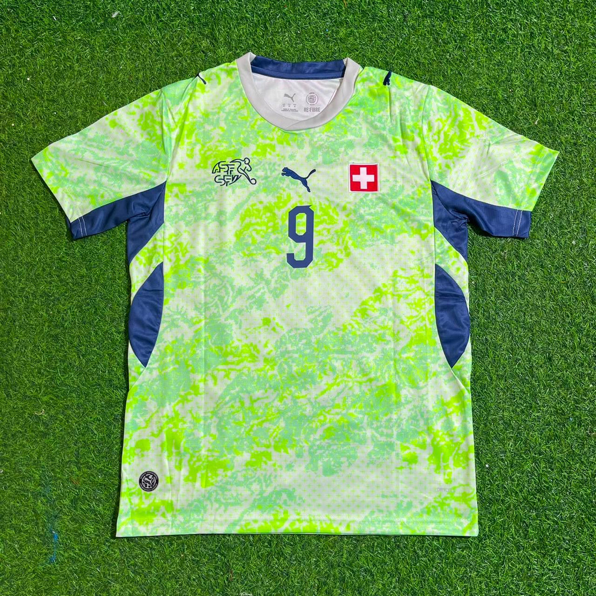 Johan Manzambi #9 Suisse Maillot Extérieur Coupe du Monde 2026