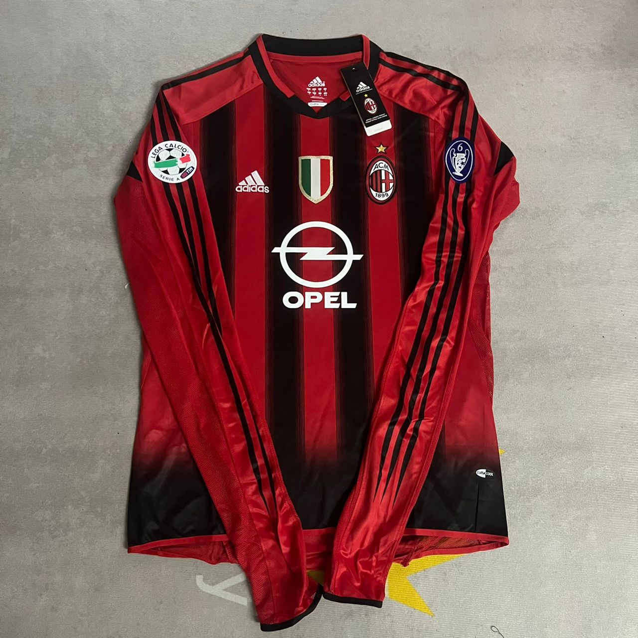 Kaká 22 – Milan 2003/2004 Rot & Schwarz Heim Retro Trikot