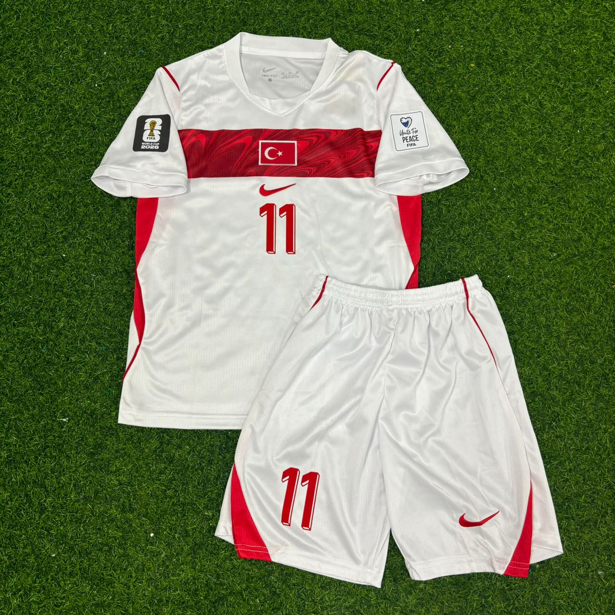 Kenan Yıldız #11 Türkei Türkei 2026 WM Auswärts Weiß KINDER Fußballtrikot