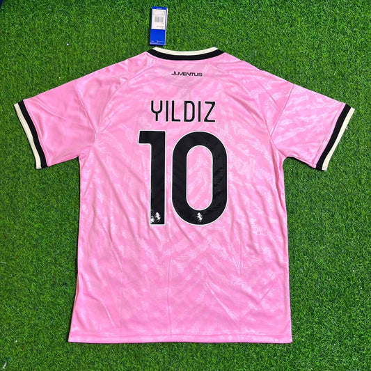 Kenan Yıldız Juventus 2026/2027 Neue Saison Auswärtstrikot Pink Fußballtrikot