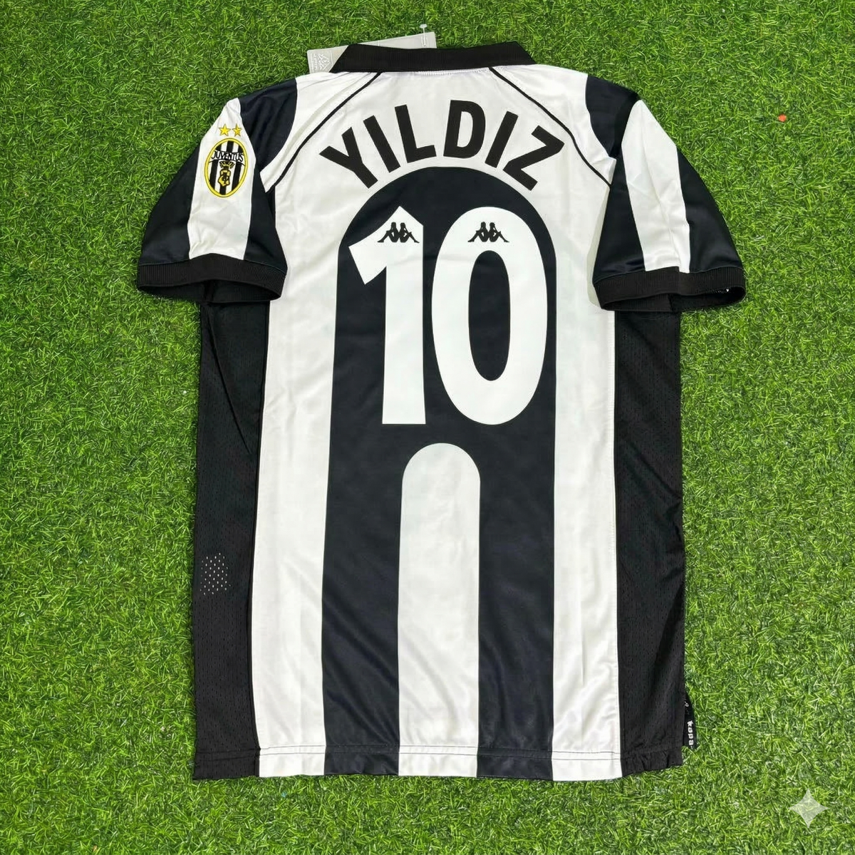 Kenan Yildiz 10 - Maillot de football rétro domicile Juventus