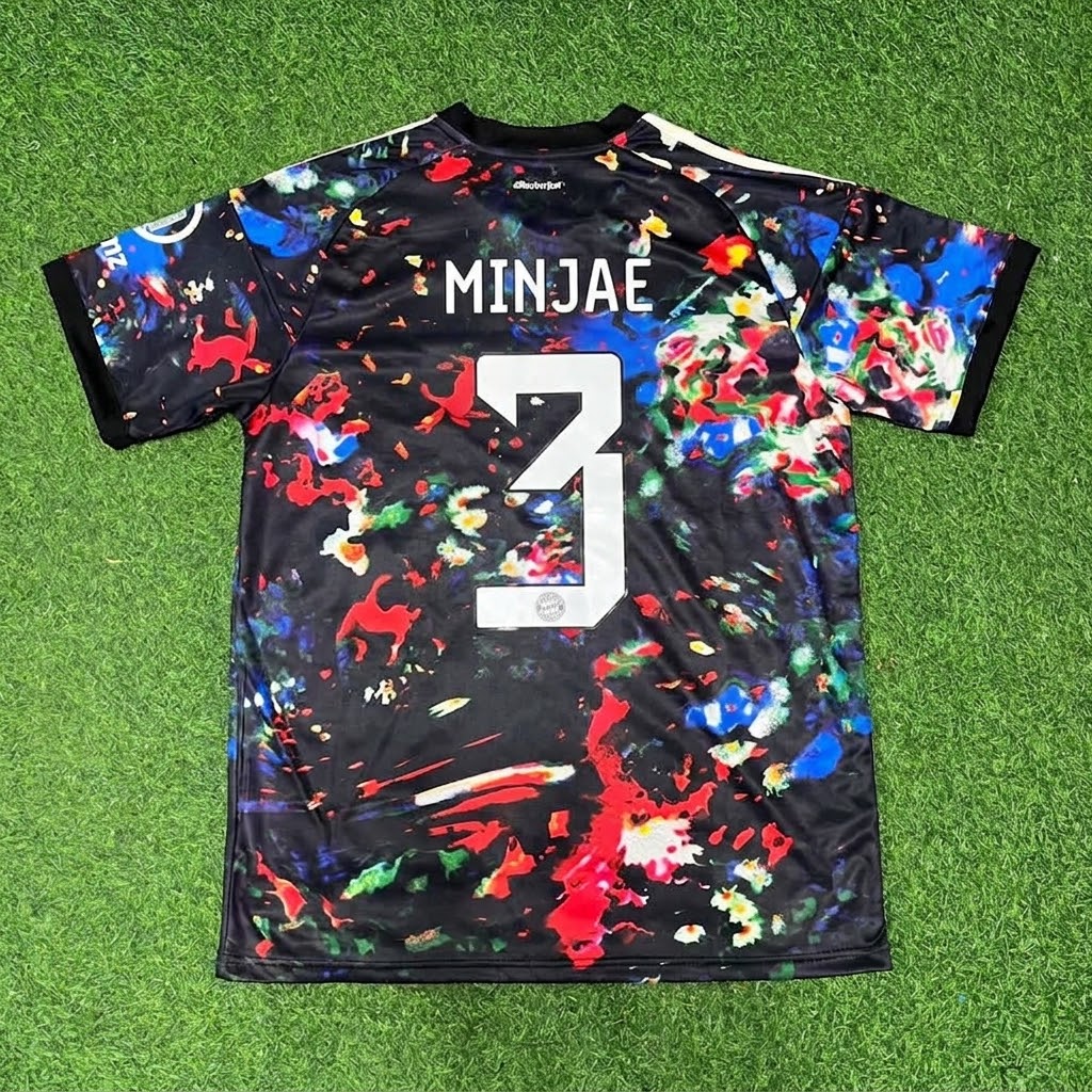 Camiseta de fútbol edición especial Oktoberfest del Bayern de Múnich – Kim Min-Jae 3
