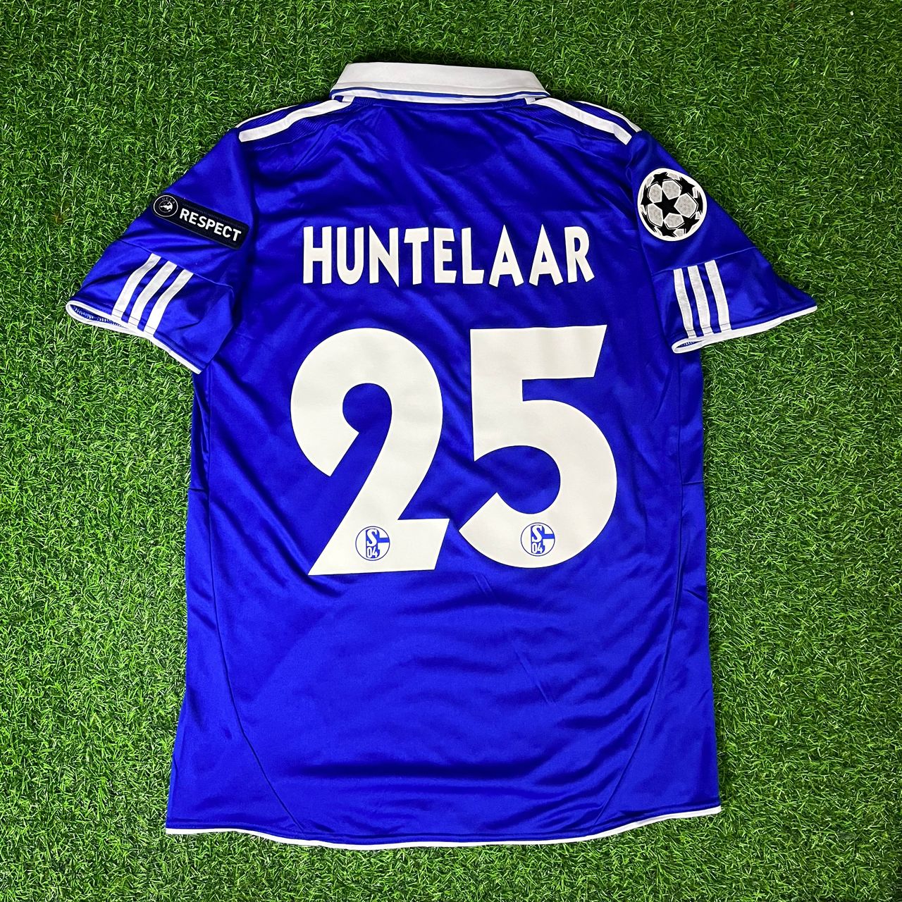 Klaas-Jan Huntelaar – Schalke 04 Retro Jersey 2010-11 Champions League Season Soccer Shirt