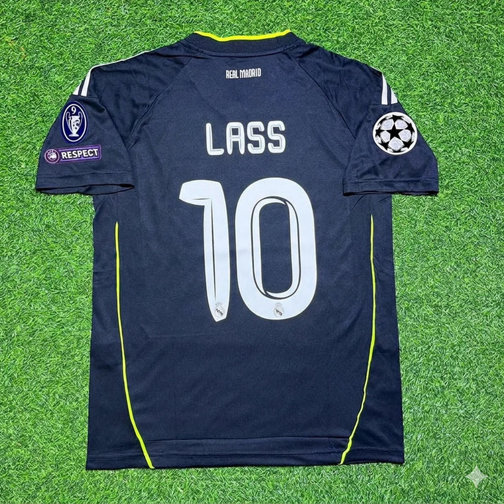 Lassana Diarra 10- Real Madrid 2010/2011 Retro Jersey Trikot