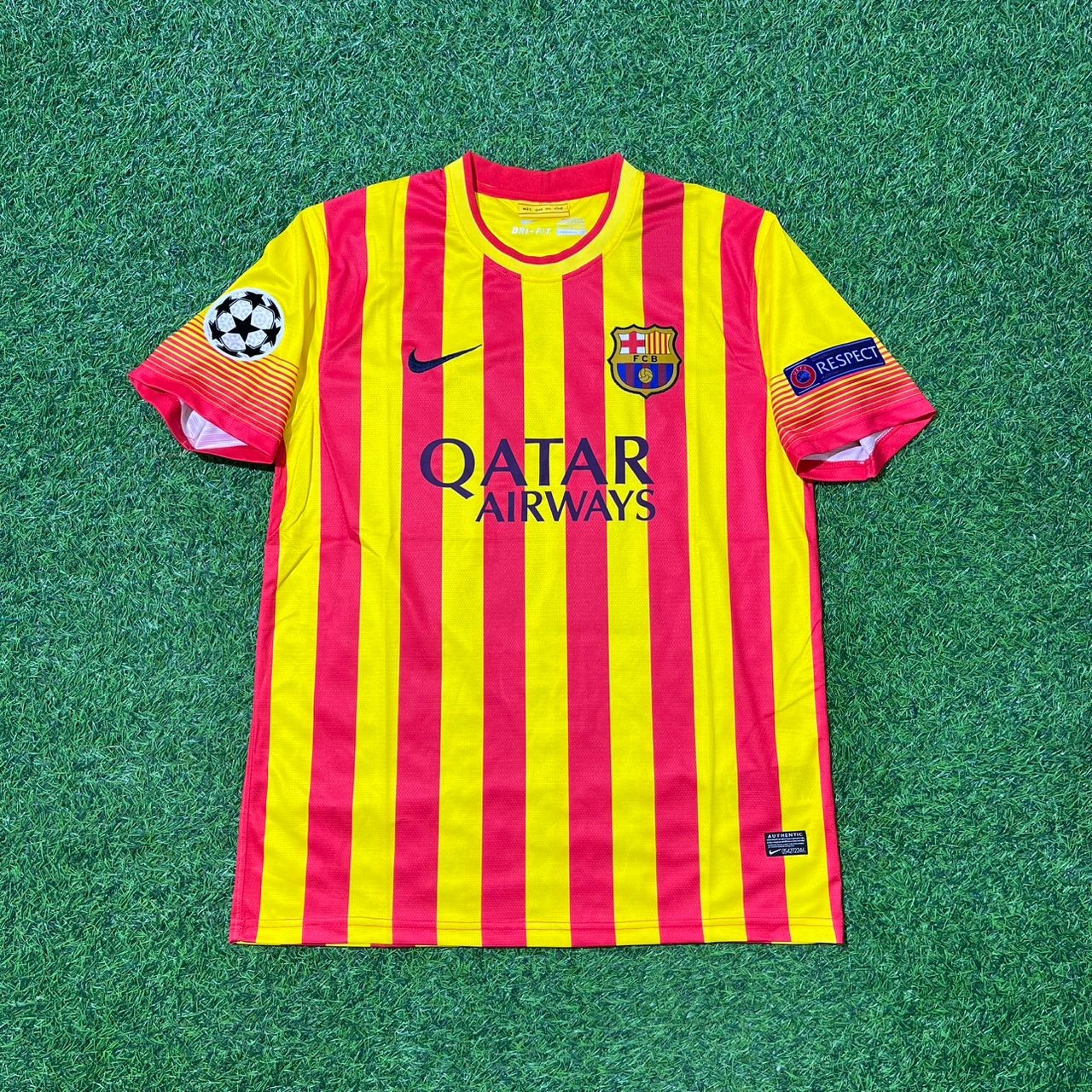 Lionel Messi #10 Barcelona 2013-2014 Kids Yellow Red Retro Football Jersey