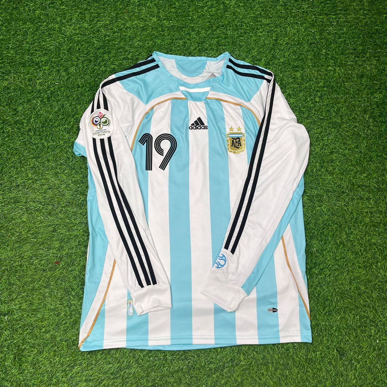 Lionel Messi Argentina 2006 World Cup Retro Long Sleeve Football Jersey