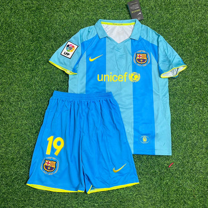 Lionel Messi Barcelona #19 Debüt Retro Kinder Fußballtrikot-Set