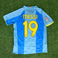 Maillot de football rétro Lionel Messi Barcelone bleu et jaune numéro 19, première apparition