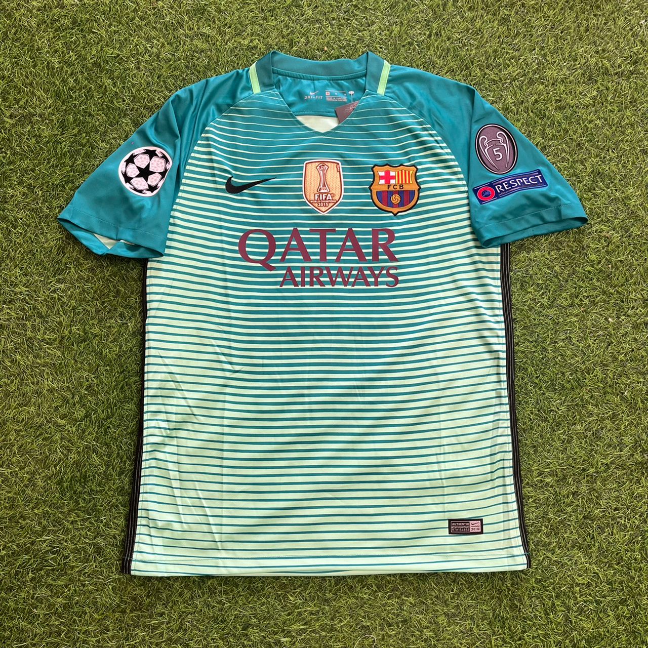 Lionel Messi #10 – Barcelona 2016/17 Away Retro Jersey Trikot Maillot Soccer Shirt