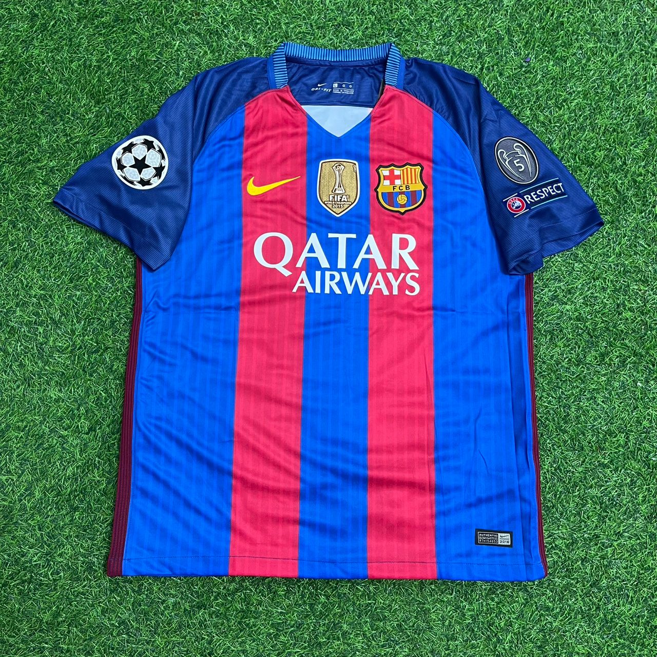 Lionel Messi Barcelona 2016–2017 Home Retro Football Jersey Kit