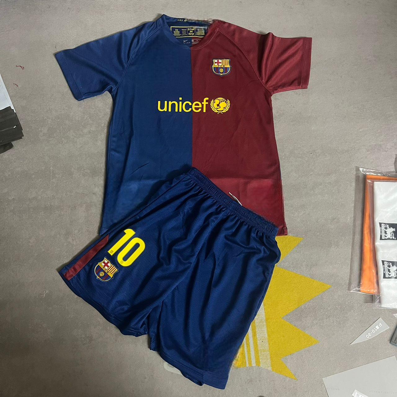 Lionel Messi Barcelone Finale Ligue des Champions Domicile Kit Enfant Maillot Enfant Maillot Enfant (3-13 ans) Maillot de Foot