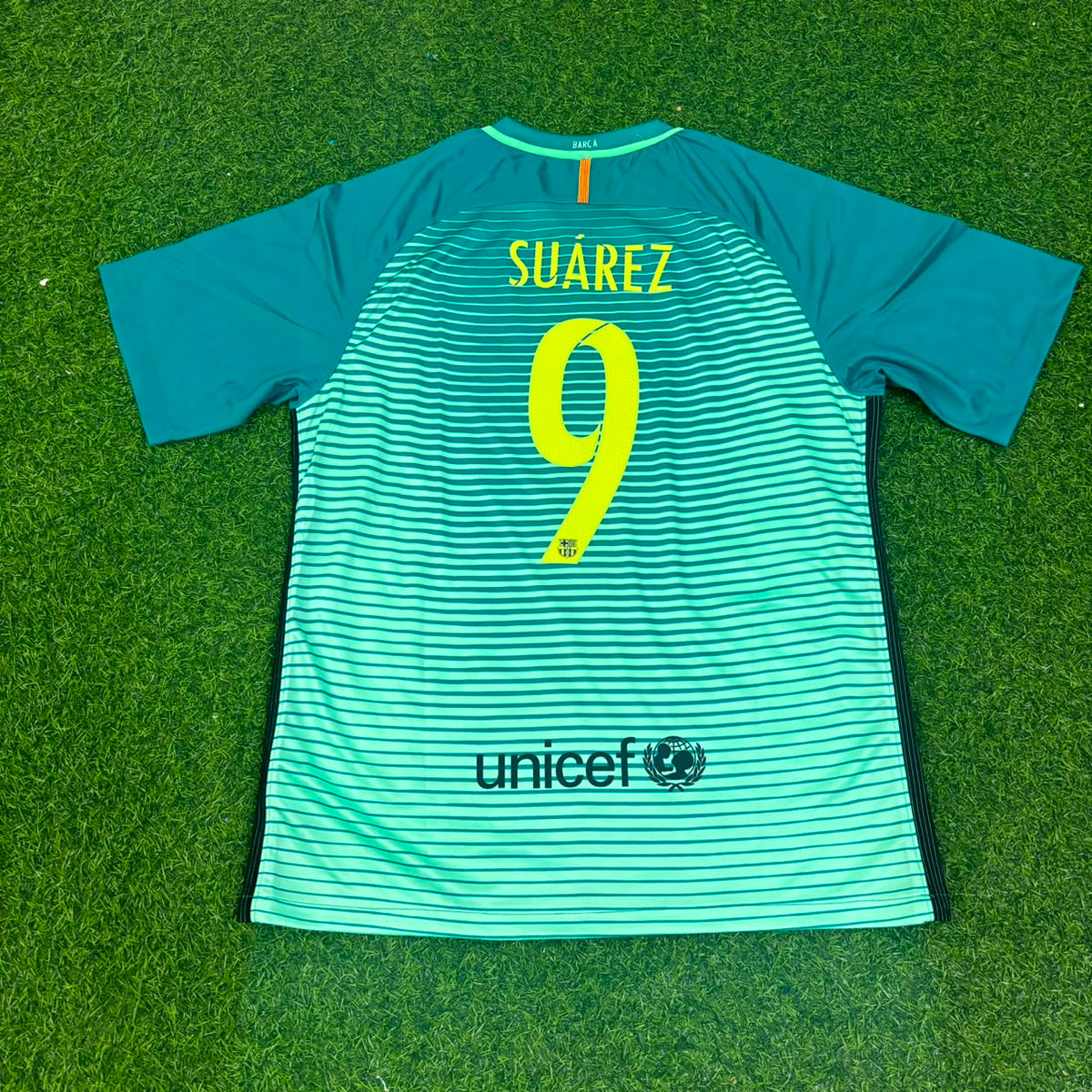 Luis Suárez #9 Barcelone 2016/17 Maillot Rétro Extérieur Trikot Maillot de Foot