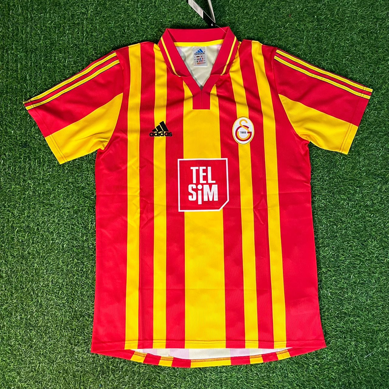 Gheorghe Hagi #10 – Galatasaray 2000 UEFA Super Kupa Final Retro Kit Jersey – | Trikot | Maillot | Forma Soccer Shirt