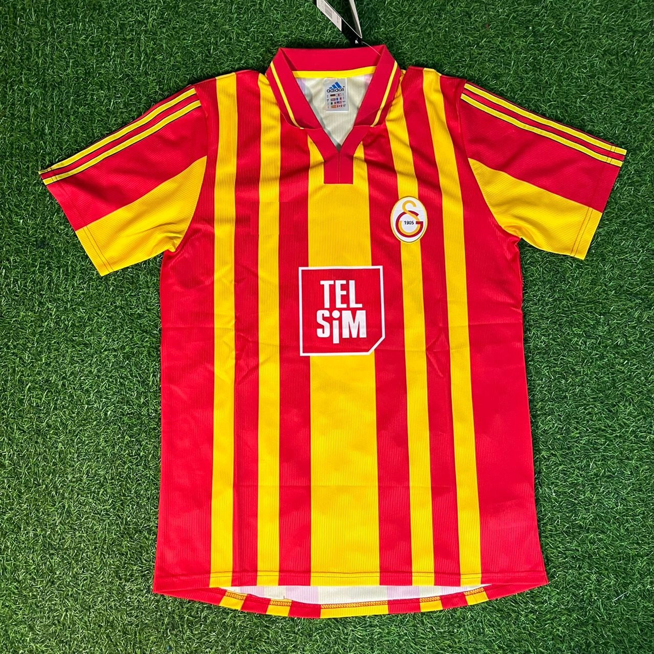Galatasaray 2000 UEFA Super Cup Final Retro Trikot – | Trikot | Maillot