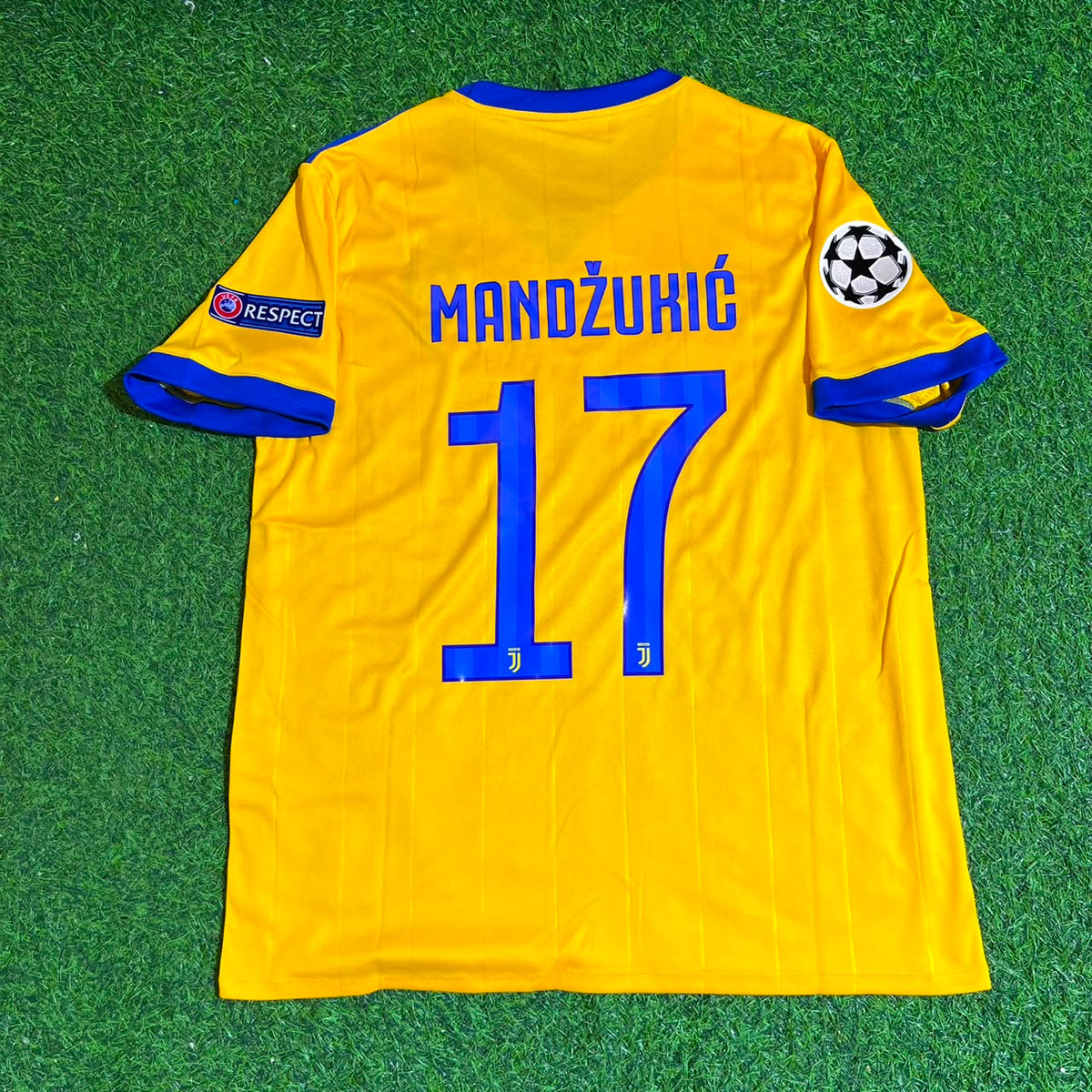 Mario Mandzukic Juventus 2017-2018 Yellow Retro Football Jersey