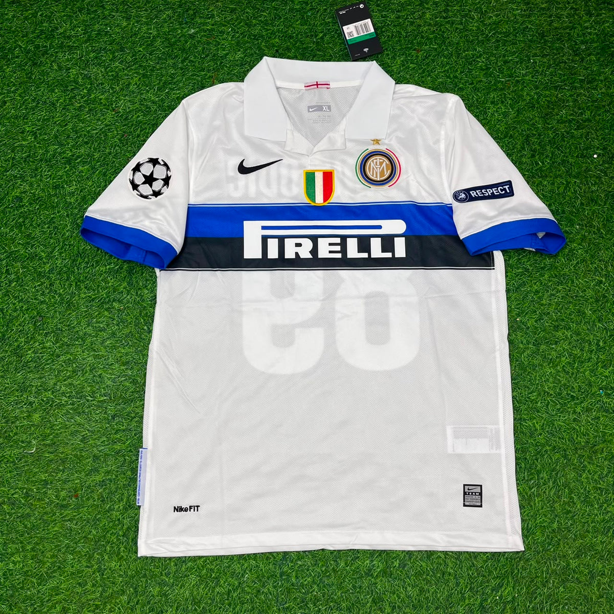 Maillot de football rétro blanc Marko Arnautović Inter Milan 2009-2010