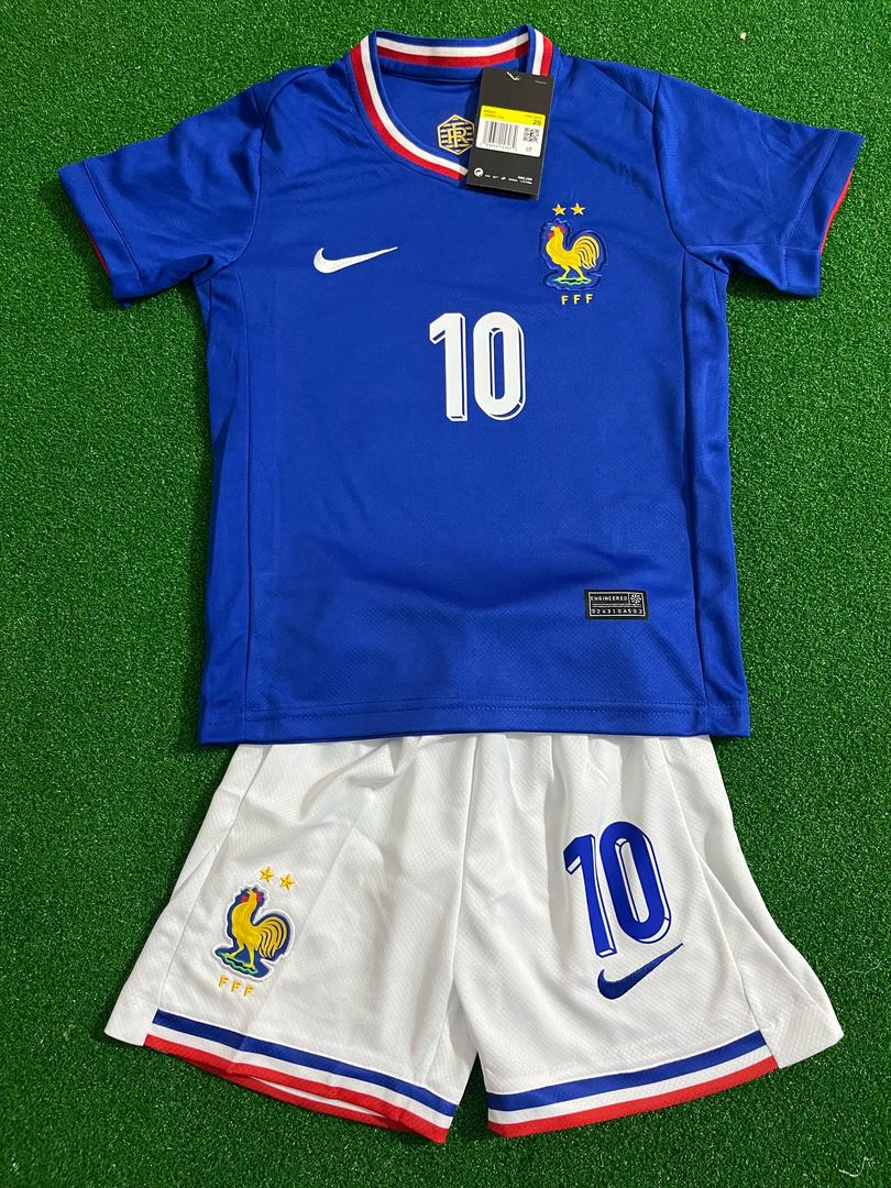 Kylian Mbappe France Kids Jersey kit Kindertrikot maillot enfant kindertrui