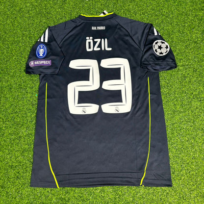 Mesut Özil 23- Real Madrid 2010 2011 Retro Jersey Trikot