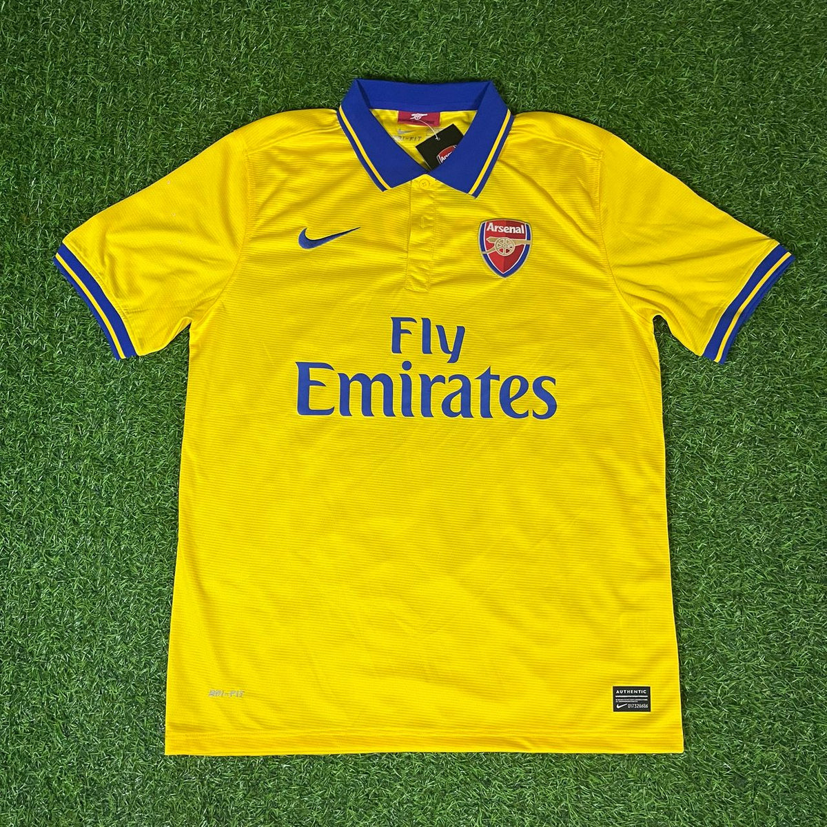 Mikel Arteta – Maillot Rétro Jaune Arsenal 2013/2014 Trikot Maillot de Football