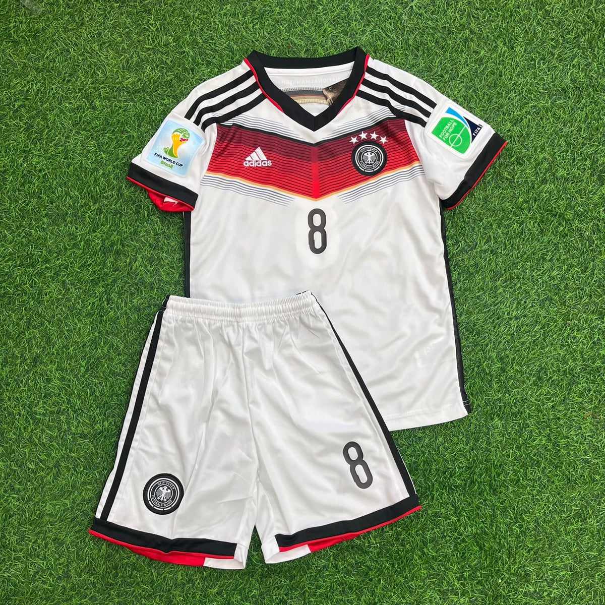 Maillot de football rétro blanc pour enfant Mesut Özil Allemagne Coupe du Monde 2014