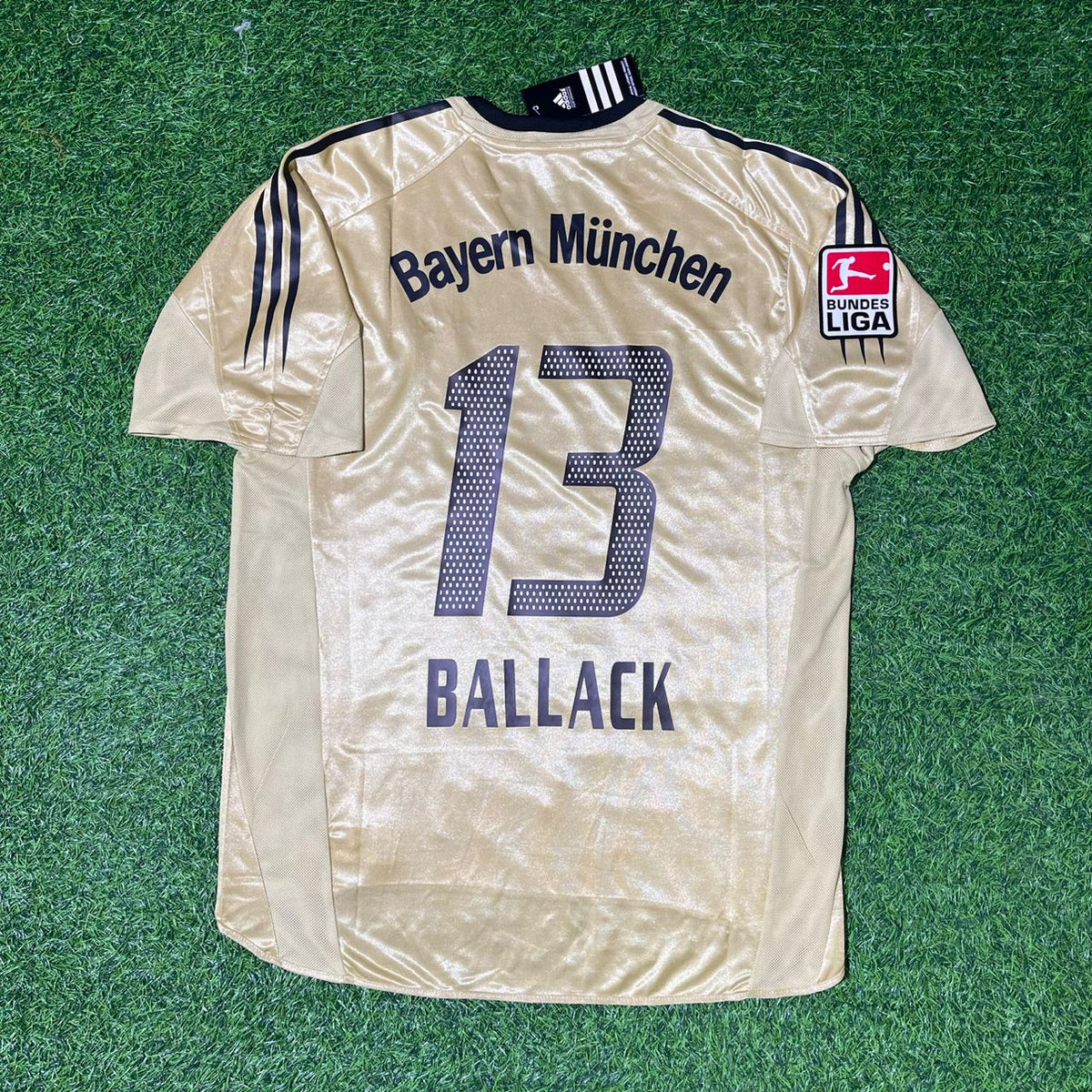 Bayern Munich 2004/05 Golden Set Retro Football Jersey – Michael Ballack