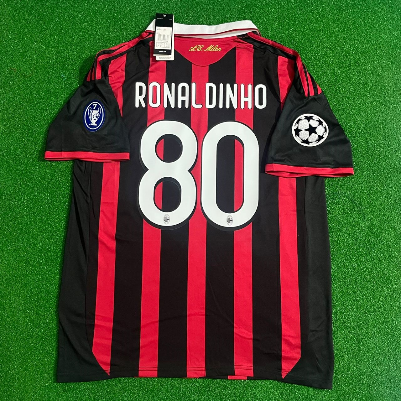 Ronaldinho Gaúcho 80 - AC Milan 2009 2010 Red Black Kit Jersey Trikot Maillot
