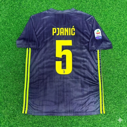 Camiseta de fútbol retro local de la Juventus 2017/18 – Miralem Pjanic 5