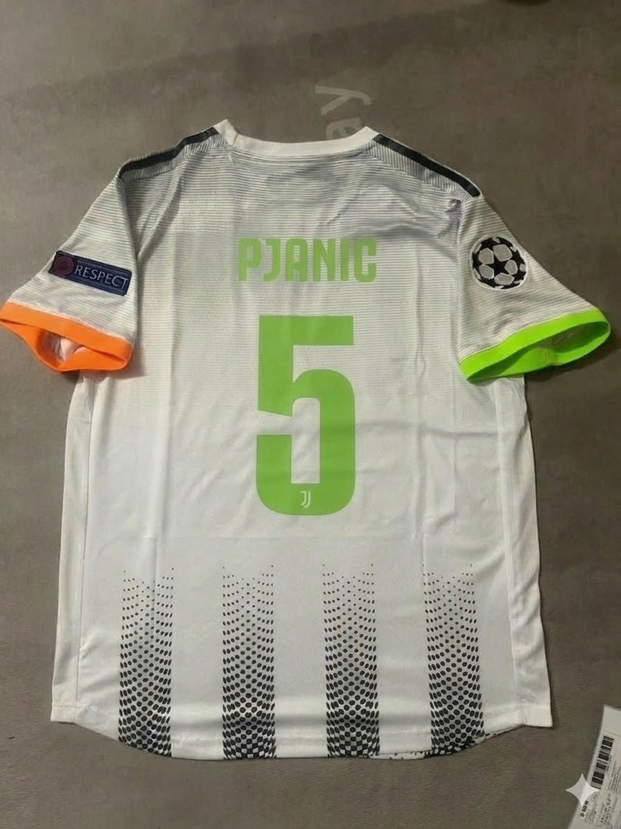 Camiseta retro local de la Juventus 2019/20 – Miralem Pjanic 5