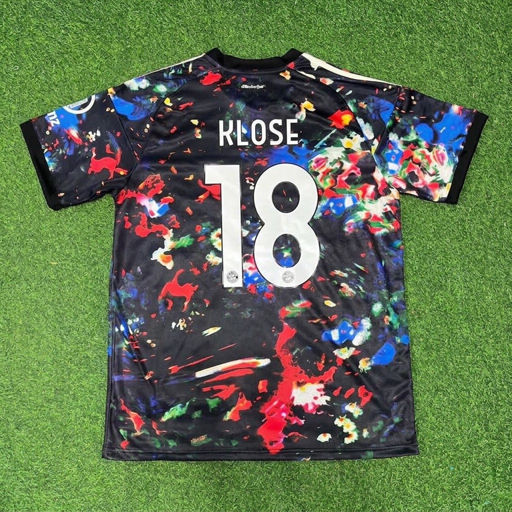 Bayern Munich Oktoberfest Special Edition Football Jersey – Miroslav Klose 18