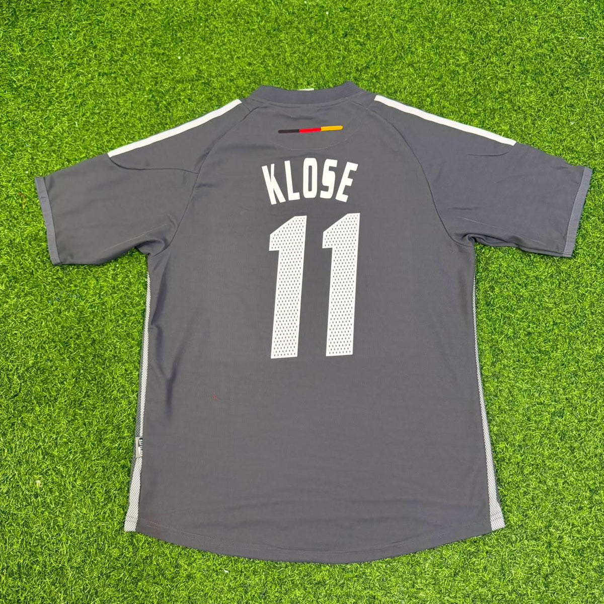 Maillot de football rétro spécial gris Miroslav Klose Allemagne Coupe du Monde 2002