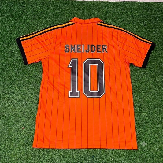 Netherlands Wesley Sneijder Retro Home Football Jersey front view