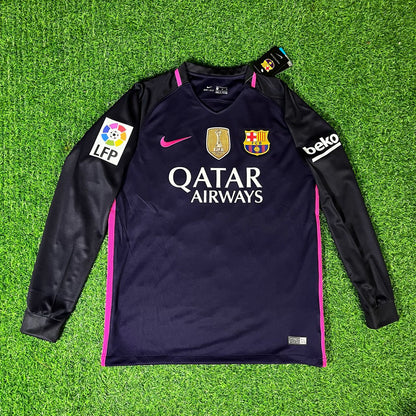 Maillot rétro à manches longues du FC Barcelone 2014/15 rose à imprimé – Andres Iniesta