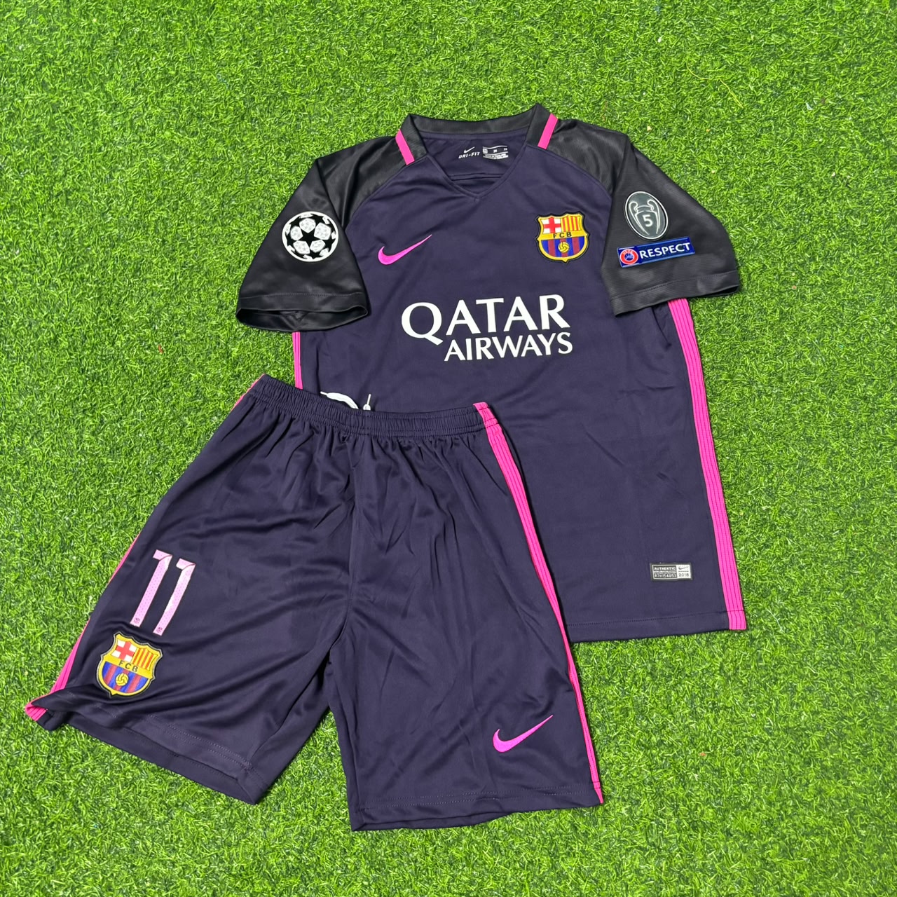 Neymar Jr Barcelona 2016-2017 Retro Kids Football Jersey