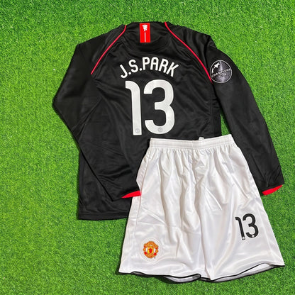 Park Ji-sung Manchester United 2007/2008 CL Patch Black KIDS Retro Football Jersey Kit