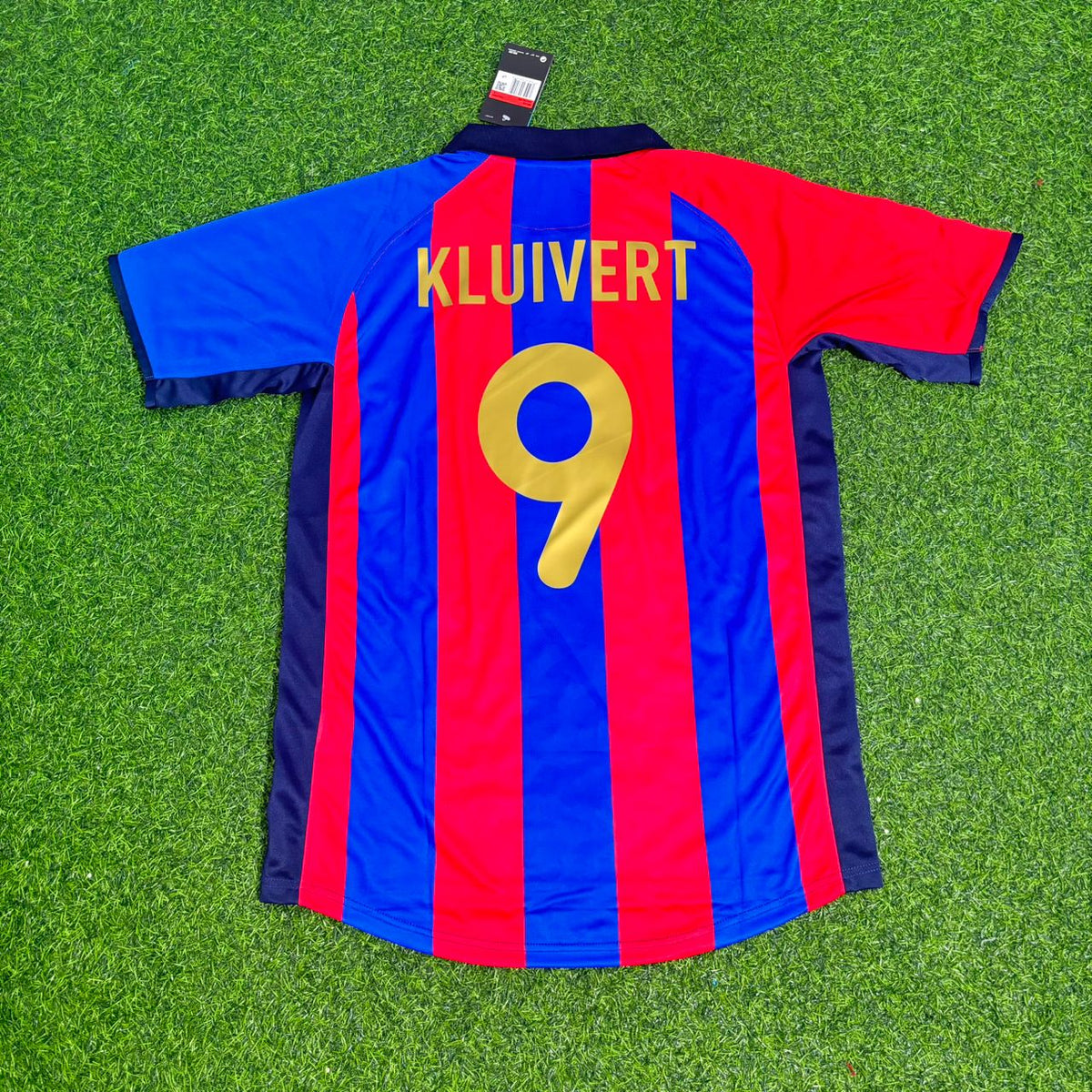 Patrick Kluivert 9 – Barcelona 2001/2002 Camiseta Retro de Local de Fútbol