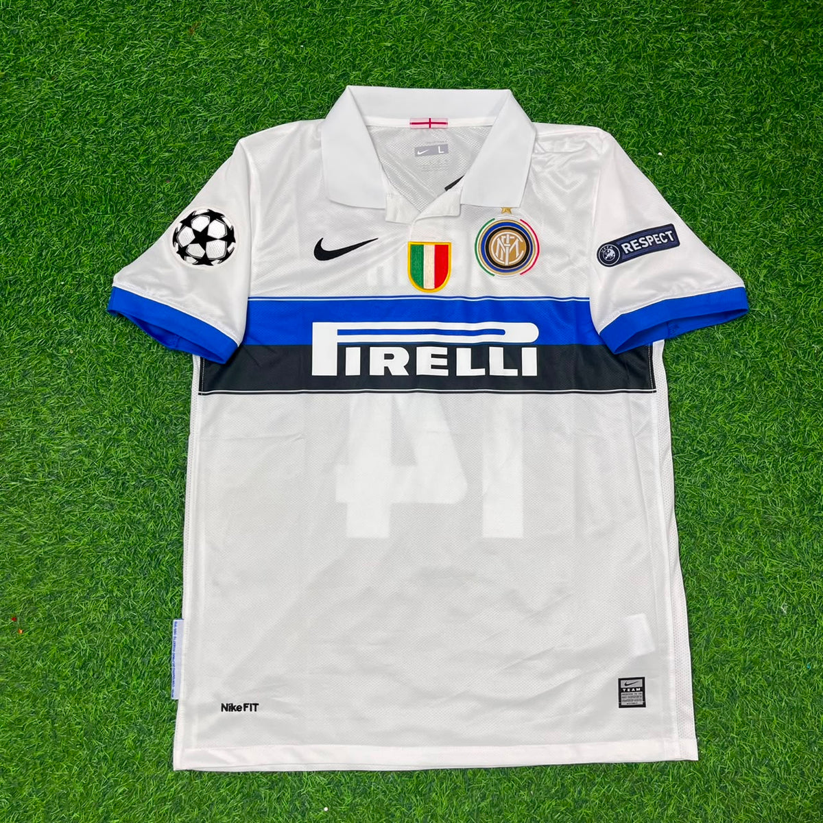 Patrick Vieira Inter 2009/2010 White Retro Football Jersey