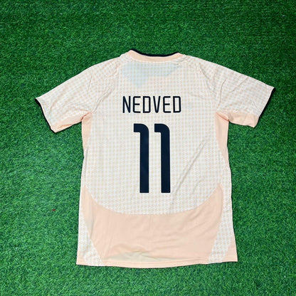 Pavel Nedvěd #11 Juventus 2003-2004 Away Retro Football Jersey