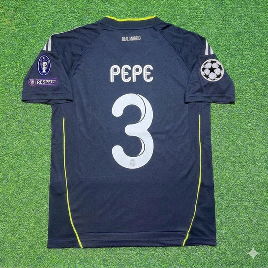 Pepe 3 - Real Madrid 2010 2011 Retro Trikot