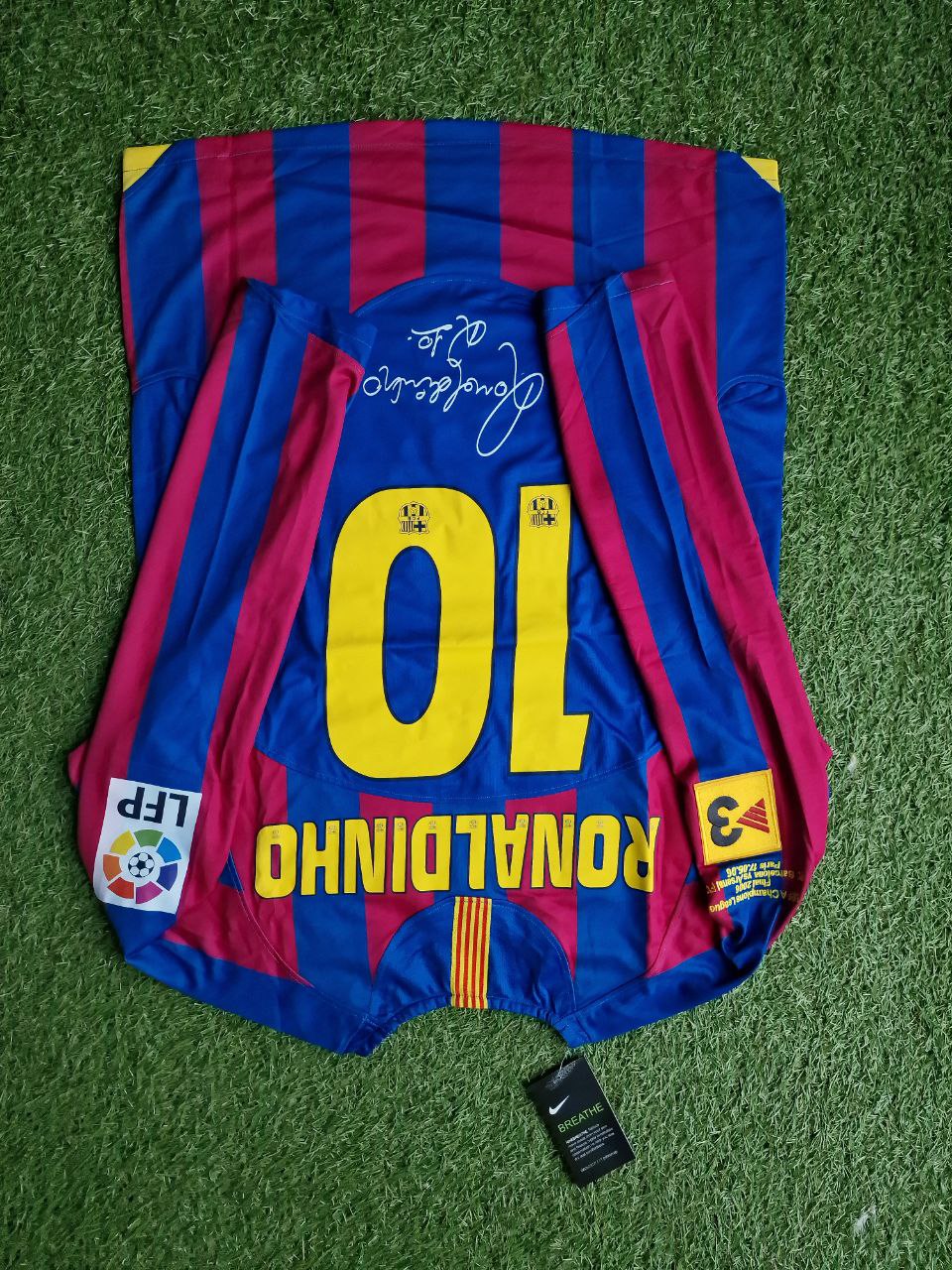 Ronaldinho Gaucho 10 – Barcelona 2006 Finale Retro Langarm-Fußballtrikot – | Trikot | Maillot Fußballtrikot