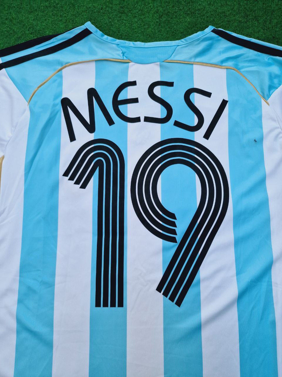 Lionel Messi Argentina 2006 World Cup Retro Long Sleeve Football Jersey