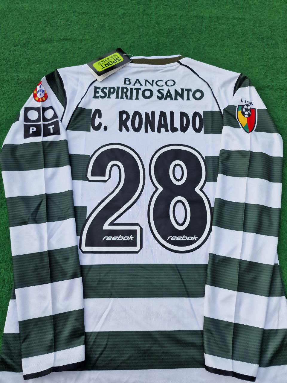 Cristiano Ronaldo Sporting Lisbon First Season Long Sleeve Retro Kids Jersey Soccer Shirt