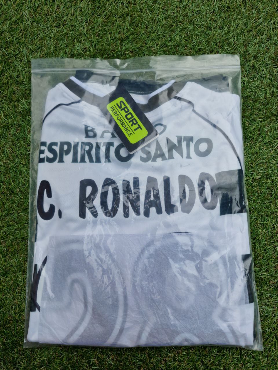 Sporting CP Lisbon Cristiano Ronaldo Number 28 Vintage Jersey Trikot