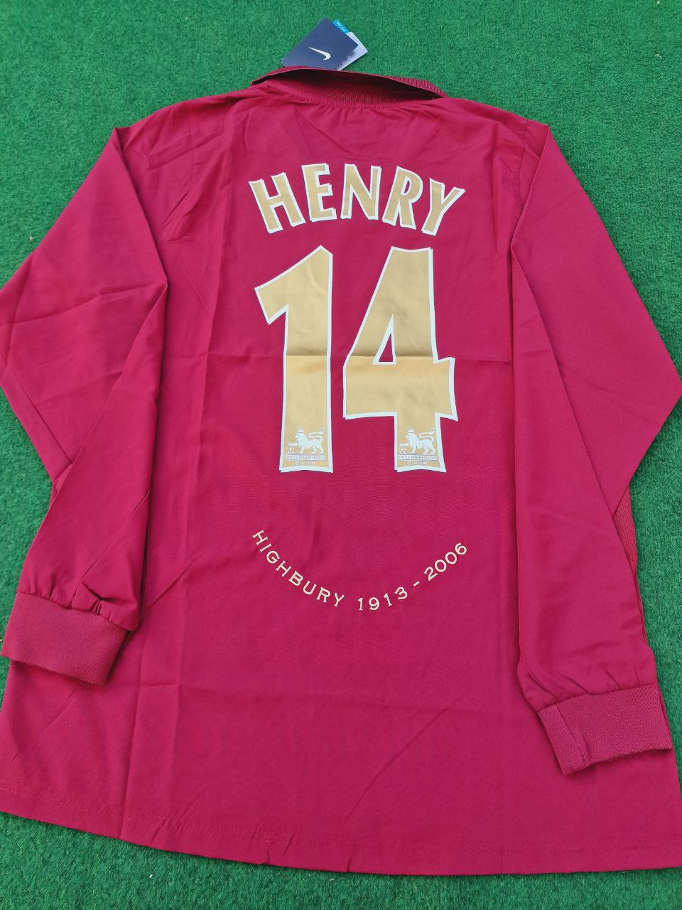 Arsenal Retro 2005 Burgundy Long Sleeve Jersey