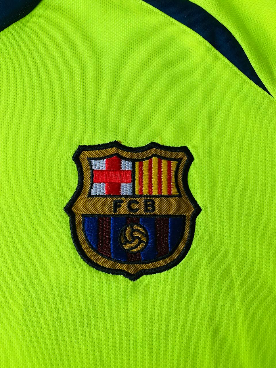 Lionel Messi #30 Barcelone 2005 2006 Maillot Rétro Vert Jaune Trikot Maillot de Foot