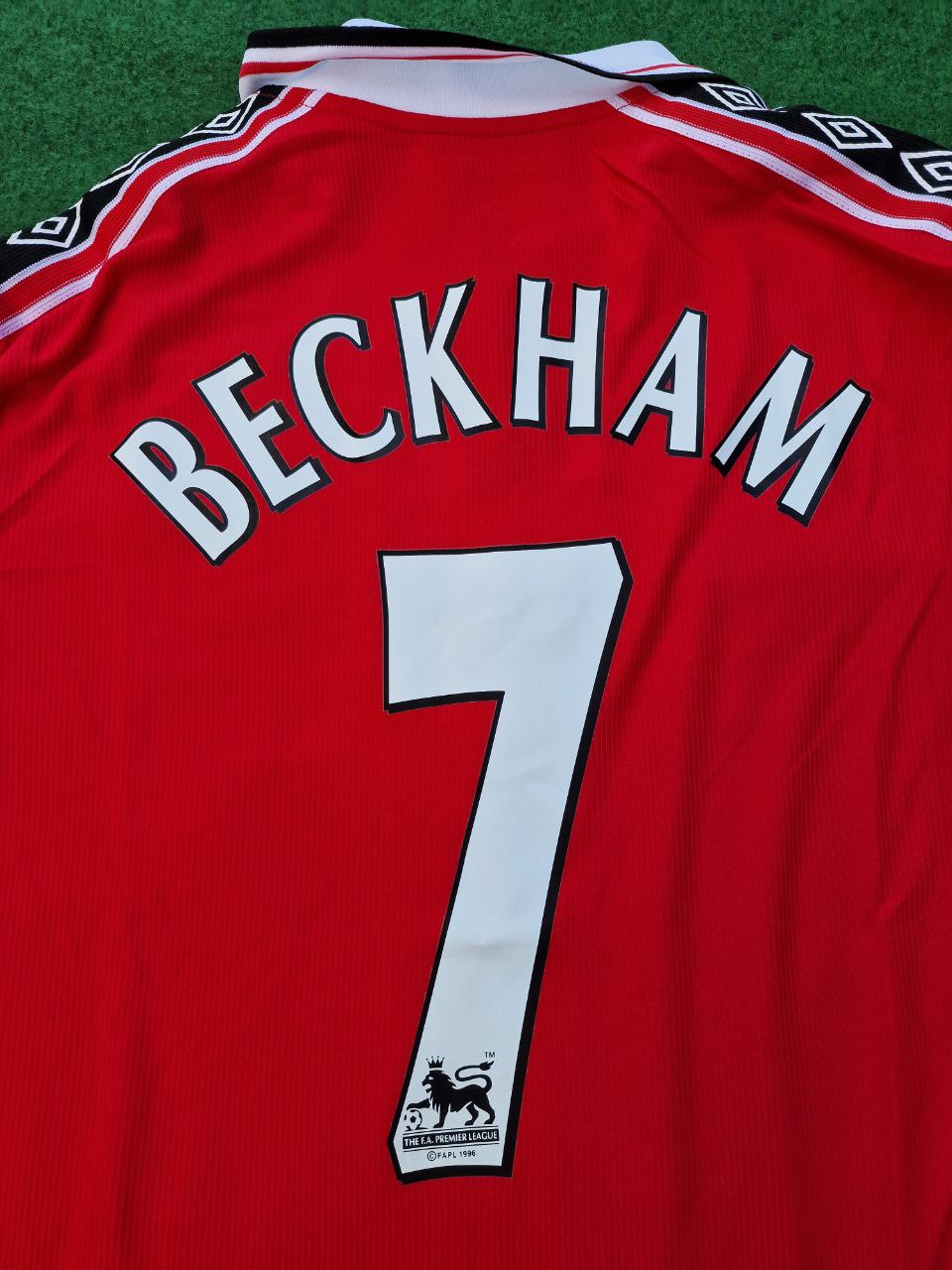 David Beckham 7 - Manchester United 1999 Red Long Sleeve Kit Jersey Trikot Maillot