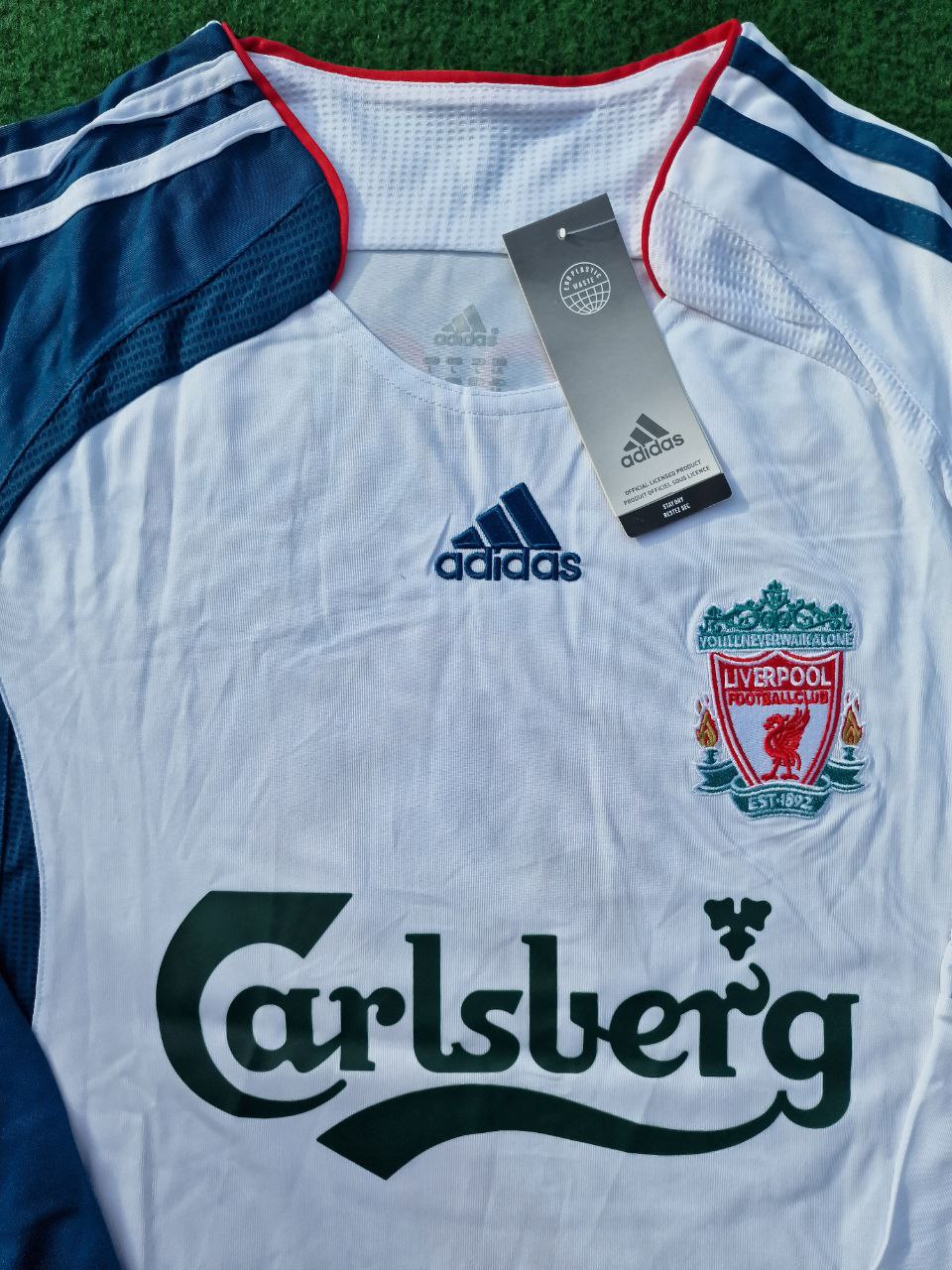 Maillot de football rétro blanc et bleu Philippe Coutinho Liverpool