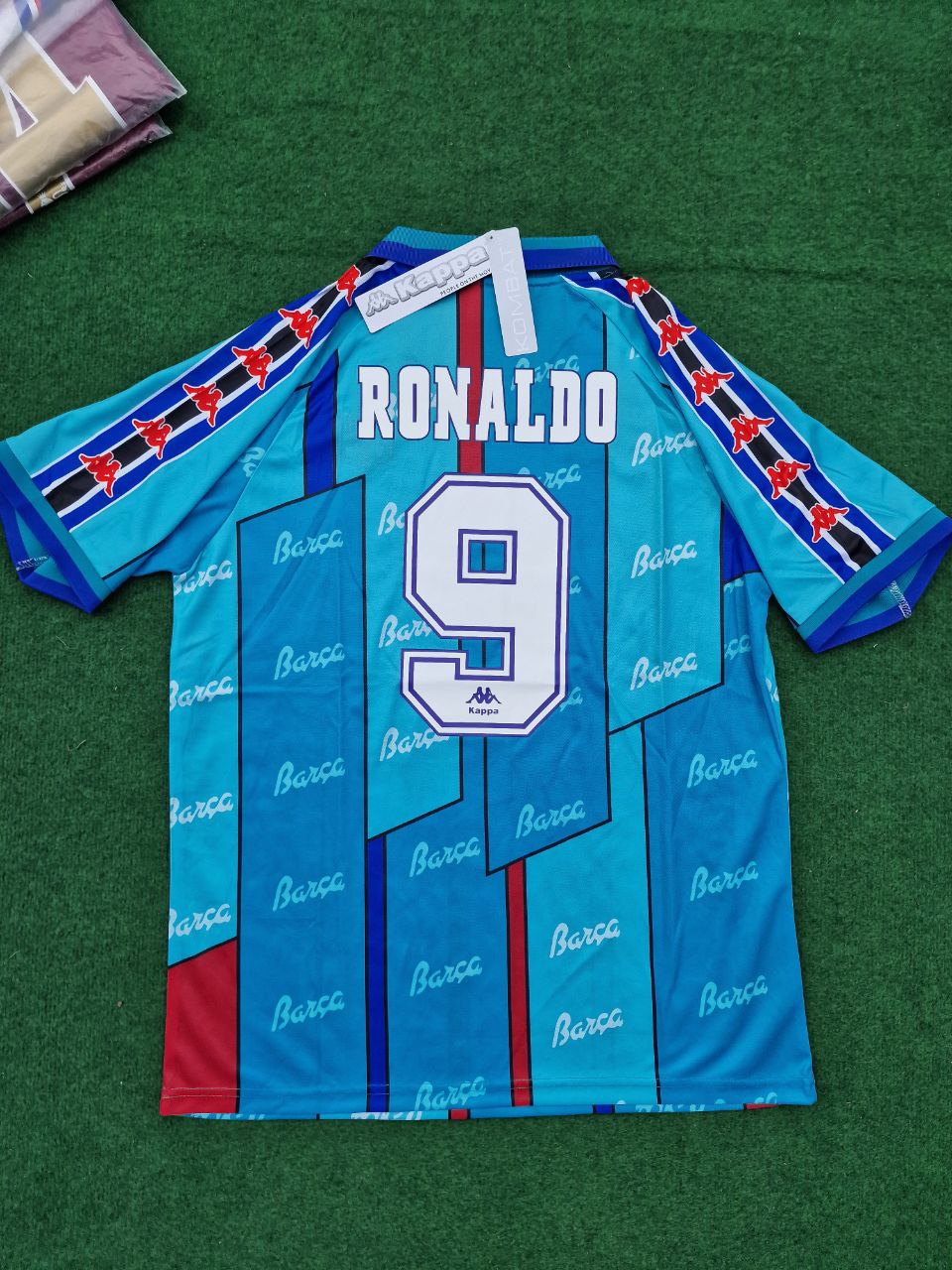 Ronaldo Nazario Barcelona 1996 1997 Retro-Fußballtrikot
