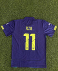 Mesut Ozil Arsenal Retro Jersey